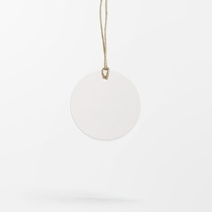 round sustainable gift tags in white, tags made of recycled kraft paper, 5 cm, circular paper tags image 3