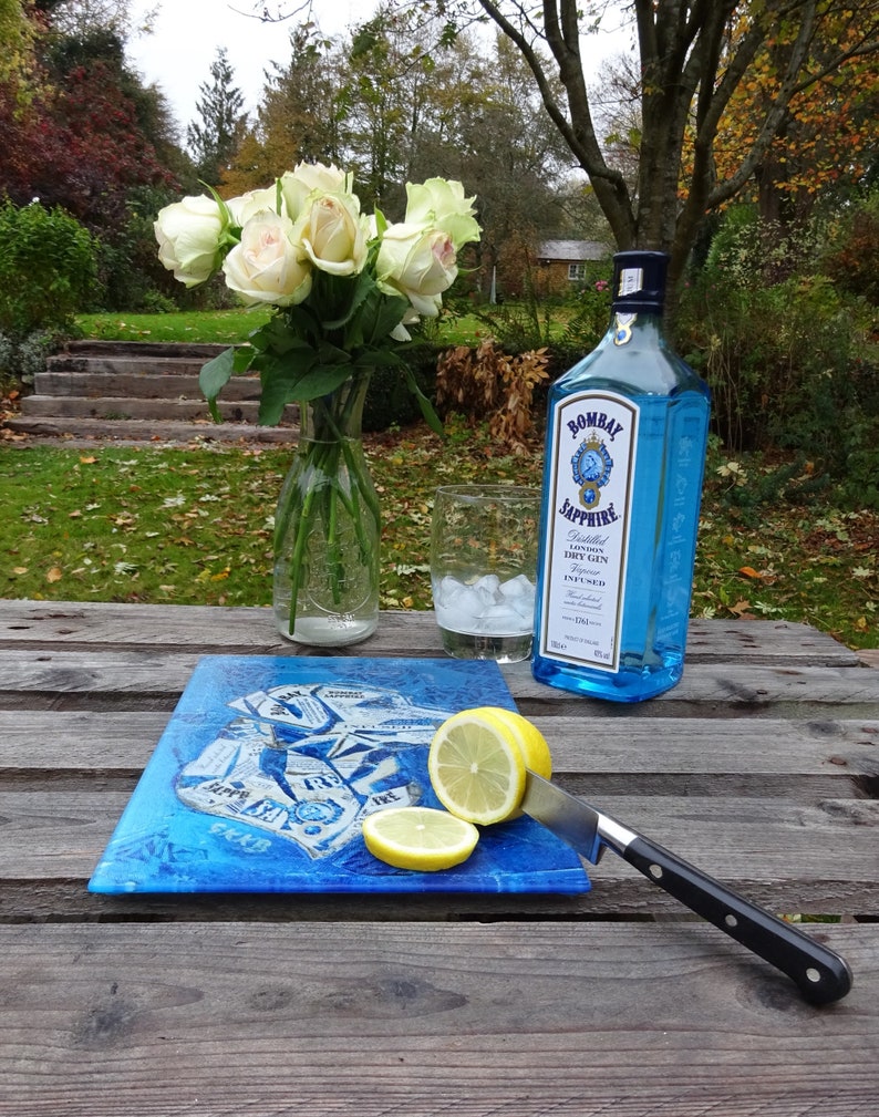 Gin Lovers Fin and Tonic Bombay Sapphire Chopping Board. Etsy UK