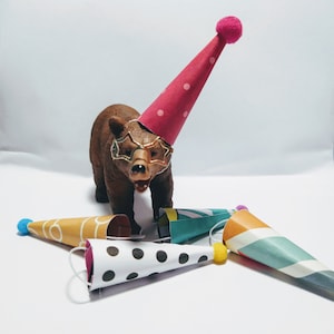 Set of party hats, for your Cake Topper animals,  removable, Schleich animal, safari/jungle party.