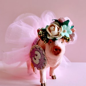 Schleich pig cake topper, choose your accessories, includes a mini flag. Tutu and birthday badge available separately in the shop.