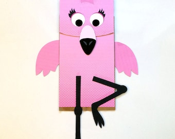 Títere de flamenco rosa hecho con bolsa de papel - PDF imprimible - Manualidades para niños