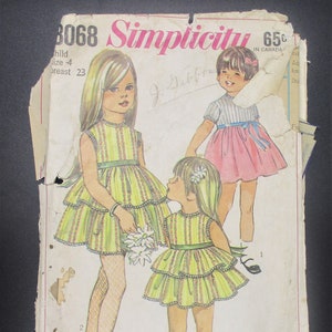 Vintage Simplicity 8068 ca 1968 Child size 4 Chest 23