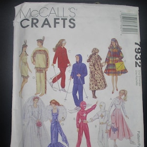 Vintage McCall&#39;s 7932 ca 1995 Barbie Clothing