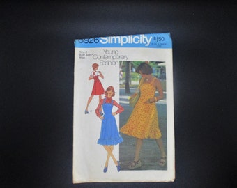 Vintage Simplicity 8926 ca 1975 Size 8 Bust 31 1/2