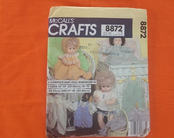 Vintage McCall's Crafts Pattern 8872 ca 1983 Doll Clothes for 13-18 inch dolls