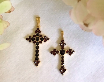 Collar de cruz de granate ~ Collar de cruz ~ Collar de granate ~ Cruz de granate bohemia
