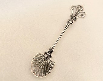 Reproducción de cuchara de sal de plata de ley