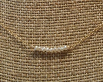 Tiny Pearl Bar ketting ~ bruid bruids bruidsmeisje ~ parelketting ~ parel choker