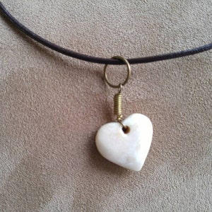 Leather Necklace with Lmestone or Walnut Heart NBJ370 image 1