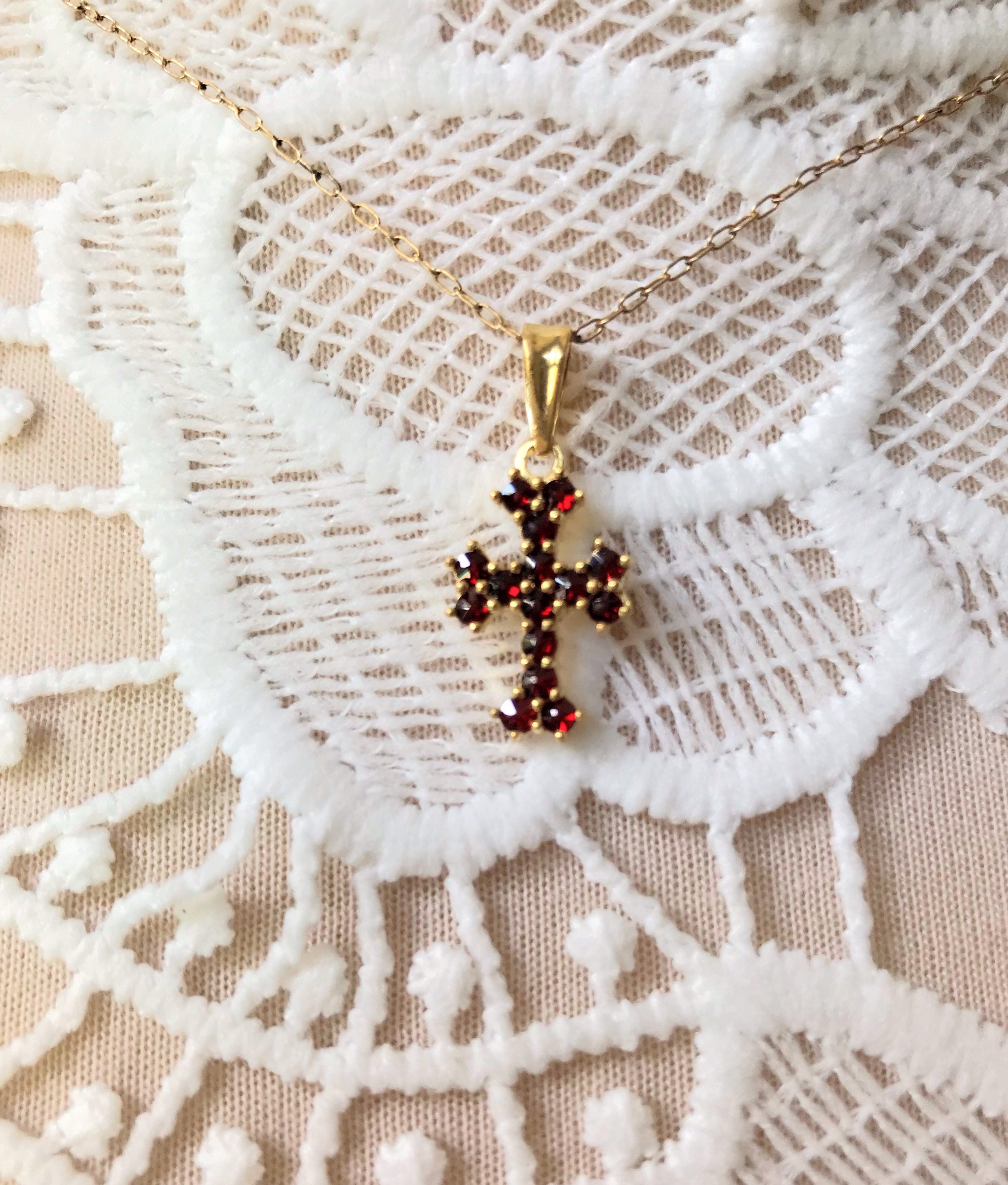 Garnet cross pendant gold sale