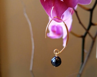 Goud gevulde oorbellen witte parel oorbellen zwarte parel oorbellen bruid bruids bruiloft NBJ523