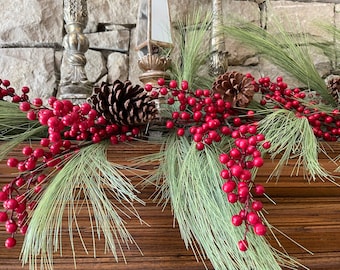 Frete grátis! 2,4 metros de linda guirlanda de frutas vermelhas ~ Guirlanda de pinheiros com pinhas ~ Ótima guirlanda de Natal