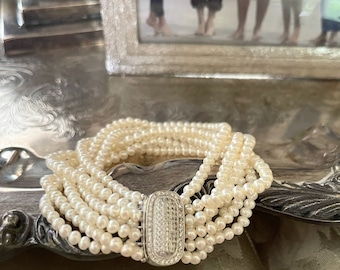 Pulsera de perlas diminutas de siete hebras ~ Collar de perlas de grado AAA de 3-4 mm ~ (Piense en Downton Abbey) Novia Nupcial