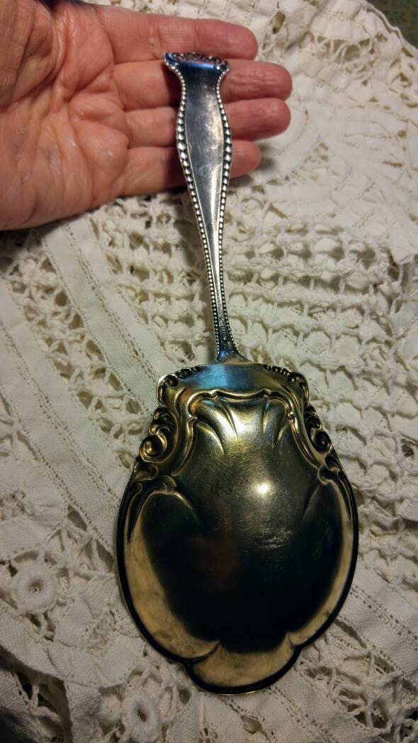 Towle Canterbury Lobed Berry Serving Spoon Oversized Serving Spoon