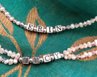 Bracelet bébé en petites perles ~ Bracelet en perles sterling ~ Bracelet en perles ~ Bracelet en perles blanches ~ Bracelet de baptême ~ Bracelet pour bébé