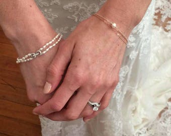 Bracelet empilable ~ Bracelet de perles sterling ~ Bracelet de perles en or ~ Bracelet de perles blanches et noires ~ Bracelet de pièces de monnaie