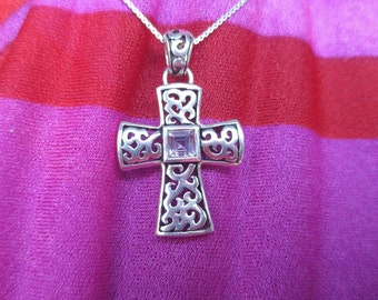 Kruisketting Vintage sterling zilveren hanger ketting kruis met open galerijwerk NBJ445