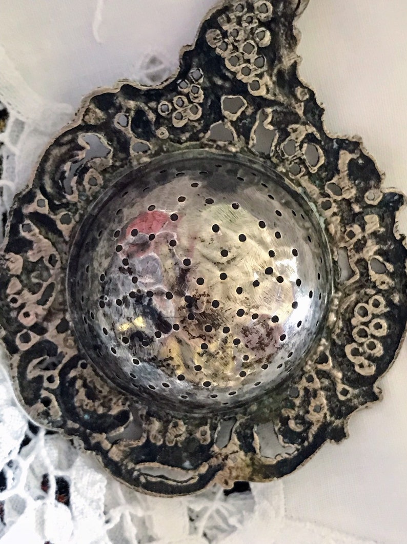 Italian Tea Strainer ~ Silver Tea Caddy ~ 800 Silver ~ Italy ~ Silver ~NBJ890 ~circa 1935
