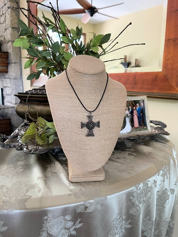 Beautiful Vintage Cross Necklace And Earring Set - Gem