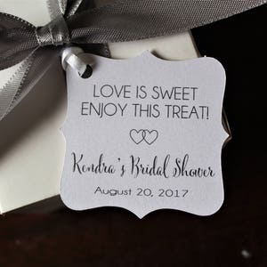 Liefde is Sweet gunst Tags - bruids douche dank u Tags - gepersonaliseerde gunst Tags - genieten van dit treat - elegante gunst Tags-Set van 50