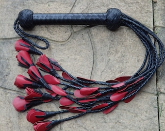 Wunderschöne RED ROSE Leder Flogger - Katze mit 9 Schwänzen Happy Valentine's & Sweetest Day