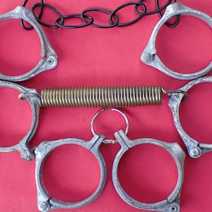 Old Metal Wrist Cuffs with Chain/Spring/Ring LOCKABLE RESTRAINTS SHACKLES - Escape Escapology