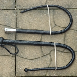 Neue schwarze Leder BULL Whip mit Metallgriff oder Cherry Bomb Ball Tip - SJAMBOK