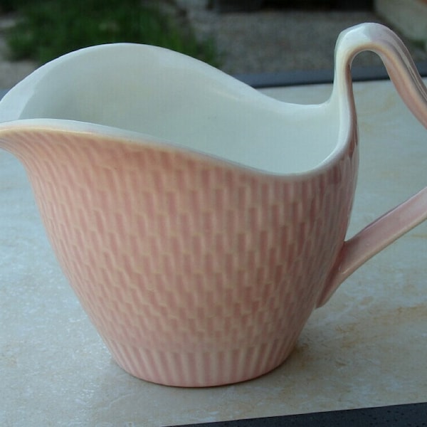 RED WING Driftwood 1950s Pottery PINK Gravy Boat Creamer 4" Tall - Discontinued