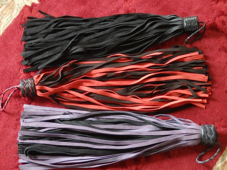 Heavy Thuddy Knuckle Black Purple Red Knob Florentine Leather Flogger - NEW MUST SEE 