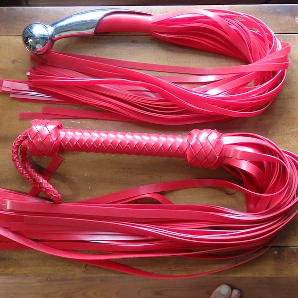 Flogger rojo de silicona vegana - Tu elección - Mango de metal o silicona