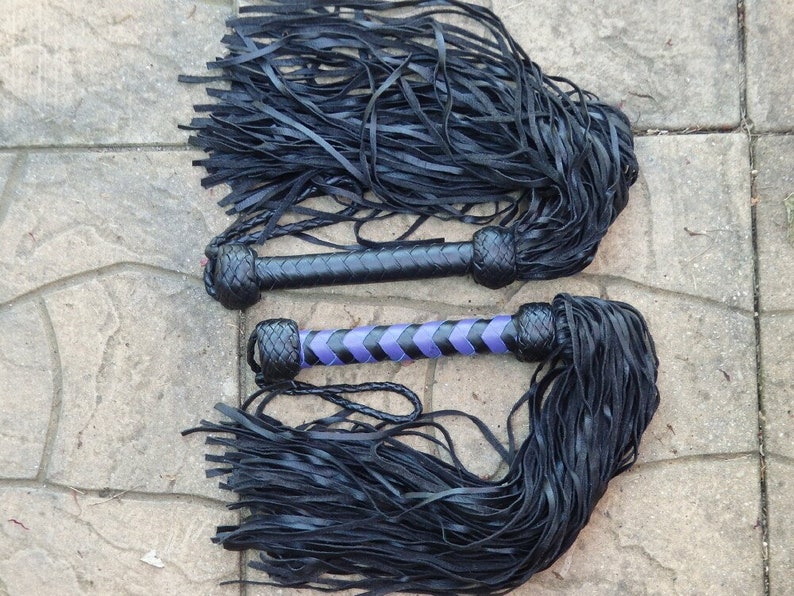 SUPER THUDDY Black Purple PREMIUM Leather Flogger - 100 Tails Falls 