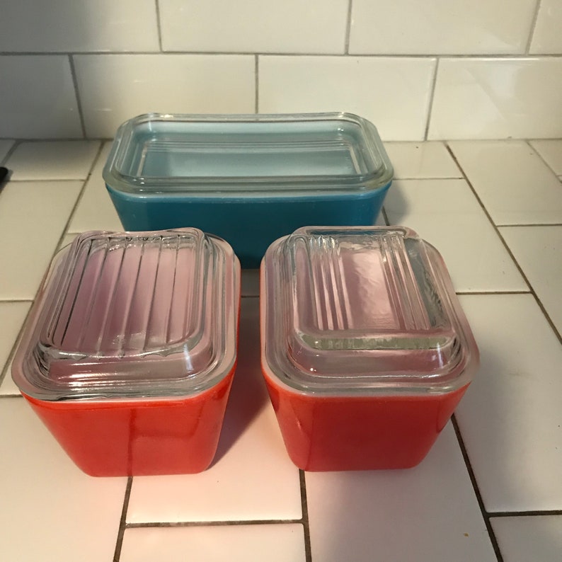 Vintage Pyrex Refrigerator Containers Storage Glass Lids Aqua And Red 2 Sizes Farmhouse Cottage Collectible Display Kitchen Retro
