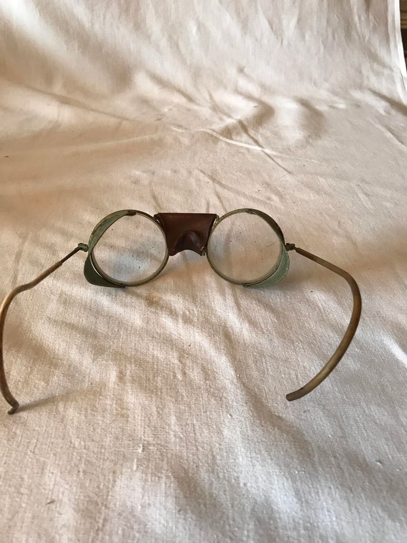 Vintage Collectible Military Aviator glasses with leather nose piece and mesh side guards Steampunk 1940's display militaria image 4