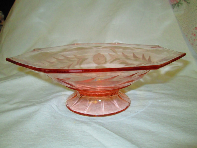 Fantastic Etched Pink Depression Glass Footed Center Bowl Etsy