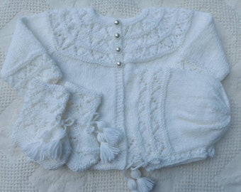 Classic hand knit baby layette set (white) in infant sizes 0-3/3-6 months,trimmed with eyelet detail, baby gift, vintage pattern, very soft