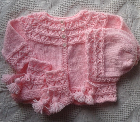 Vintage hand knitted baby cardigan 0-3 months