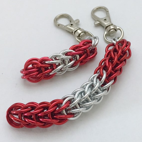 Canada Flag Colours chainmaille clip-on keychain / zipper pull / purse charm