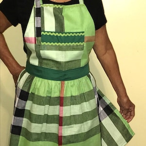 Handmade Women&#39;s apron with green stripes, Apron with large pocket, size small apron
