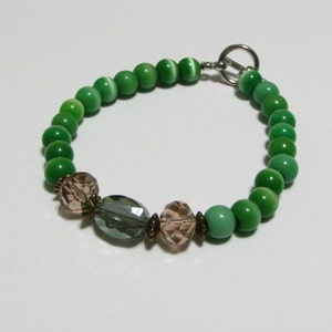 Emerald green and crystal bead bracelet image 2