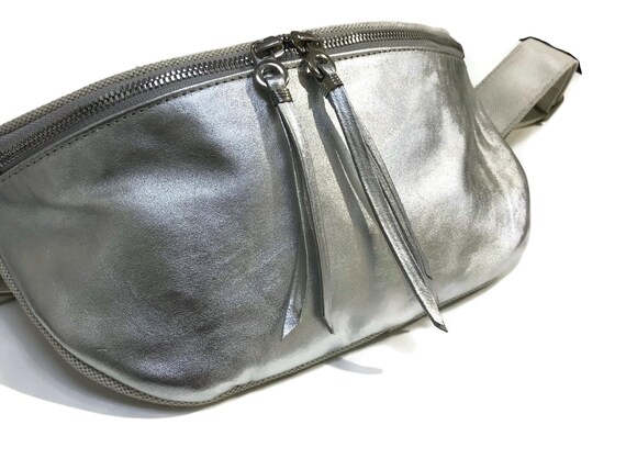 fashionable leather fanny pack