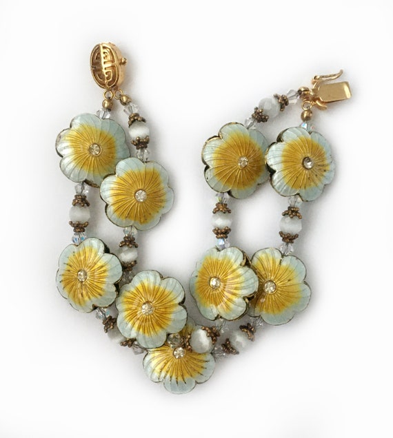 Guilloche Enamel and Rhinestones Puffed Daisy Char