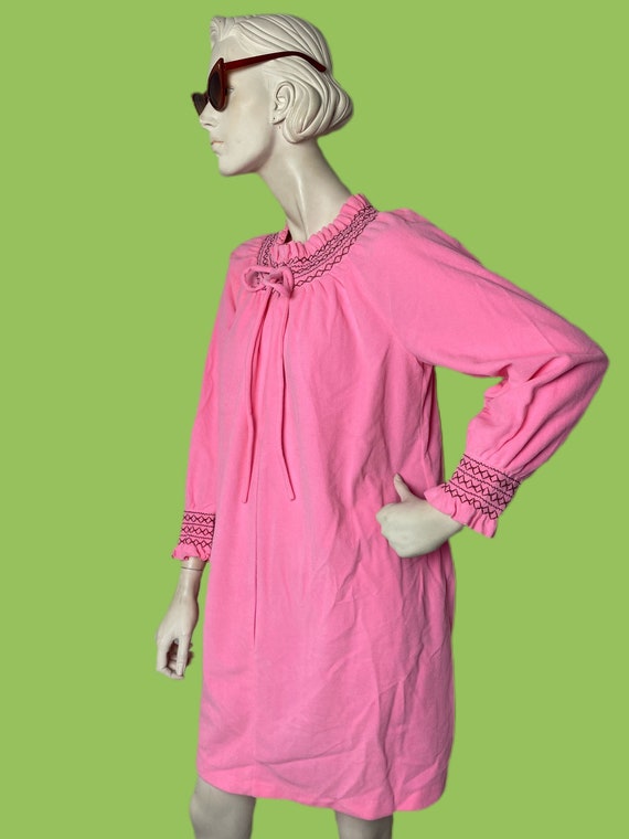 Vintage 60s Sears hot pink robe // bubble gum pin… - image 4