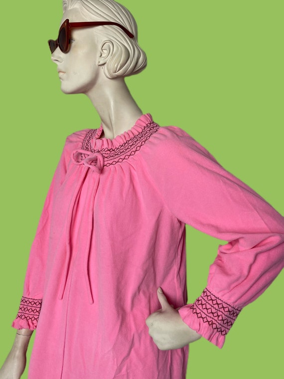 Vintage 60s Sears hot pink robe // bubble gum pin… - image 2