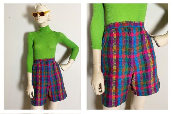 Rainbow 1950s Bermuda shorts // High rise tiki abs