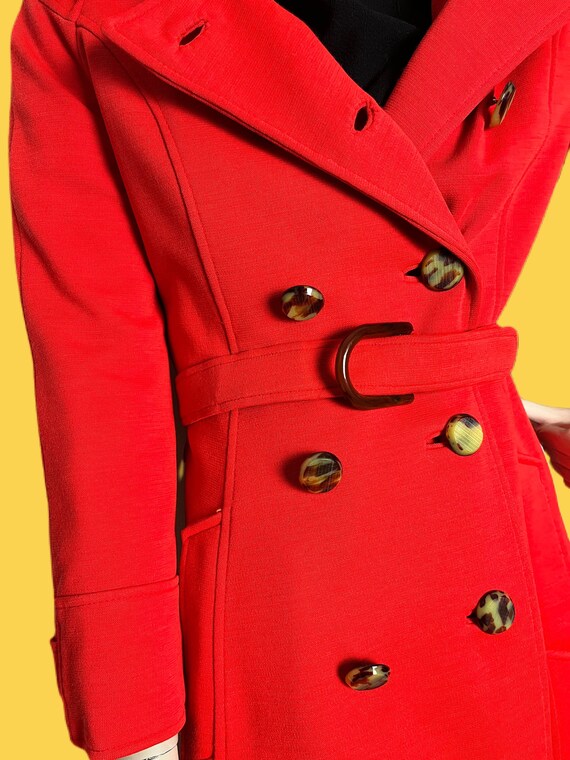 Vintage 1970s Red Trench Coat// Mod Double breast… - image 9