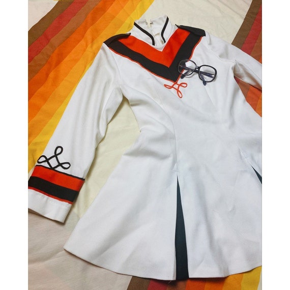 VtG 70s Majorette dress // 1960s marching band cos