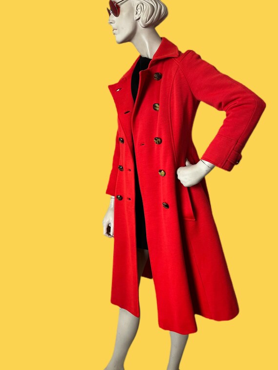 Vintage 1970s Red Trench Coat// Mod Double breast… - image 8