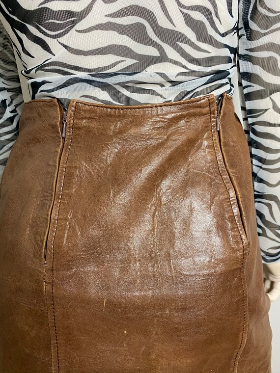 Designer 70s VtG Leather skirt suit // Saks Fifth… - image 9