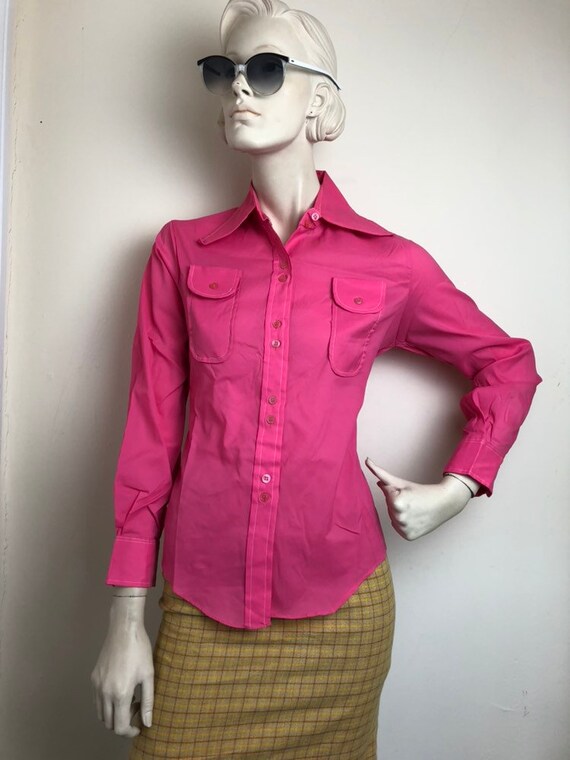 Vtg Bubblegum pink top// Beagle collar 60s 70s ho… - image 3