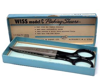 Wiss Model CB 5 Pinking Shears, Vintage Fabric Scissors, With Original Blue Box - Sewing, Crafting Tools - Super Cute!